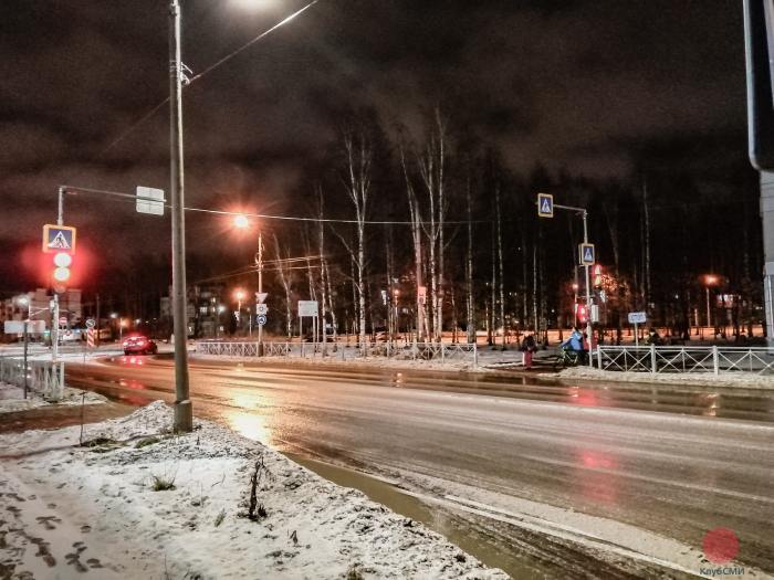 Новый светофор в Северодвинске работает с перебоями